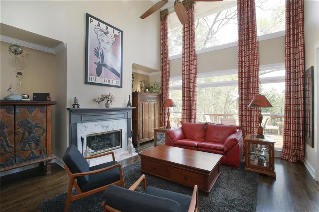 264 Spalding Gates Drive, Sandy Springs, Georgia 30328, 5 Bedrooms Bedrooms, ,3 BathroomsBathrooms,Residential,Sold,264 Spalding Gates Drive,5664994