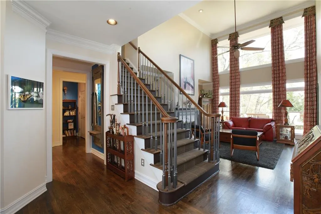 264 Spalding Gates Drive, Sandy Springs, Georgia 30328, 5 Bedrooms Bedrooms, ,3 BathroomsBathrooms,Residential,Sold,264 Spalding Gates Drive,5664994