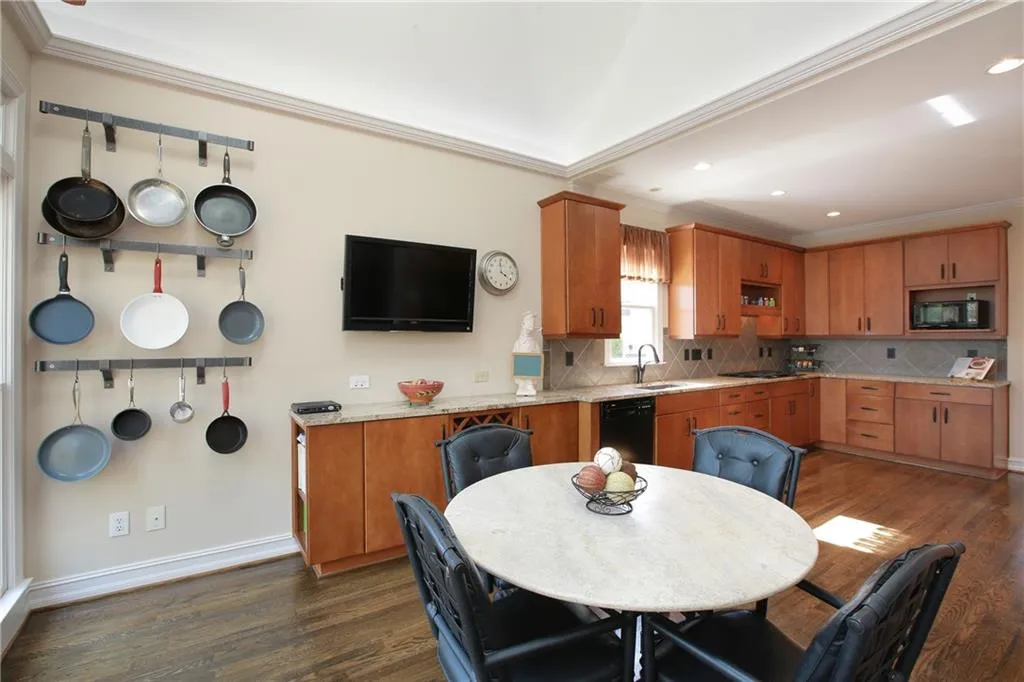 264 Spalding Gates Drive, Sandy Springs, Georgia 30328, 5 Bedrooms Bedrooms, ,3 BathroomsBathrooms,Residential,Sold,264 Spalding Gates Drive,5664994 264 Spalding Gates Drive, Sandy Springs, Georgia 30328, 5 Bedrooms Bedrooms, ,3 BathroomsBathrooms,Residential,Sold,264 Spalding Gates Drive,5664994