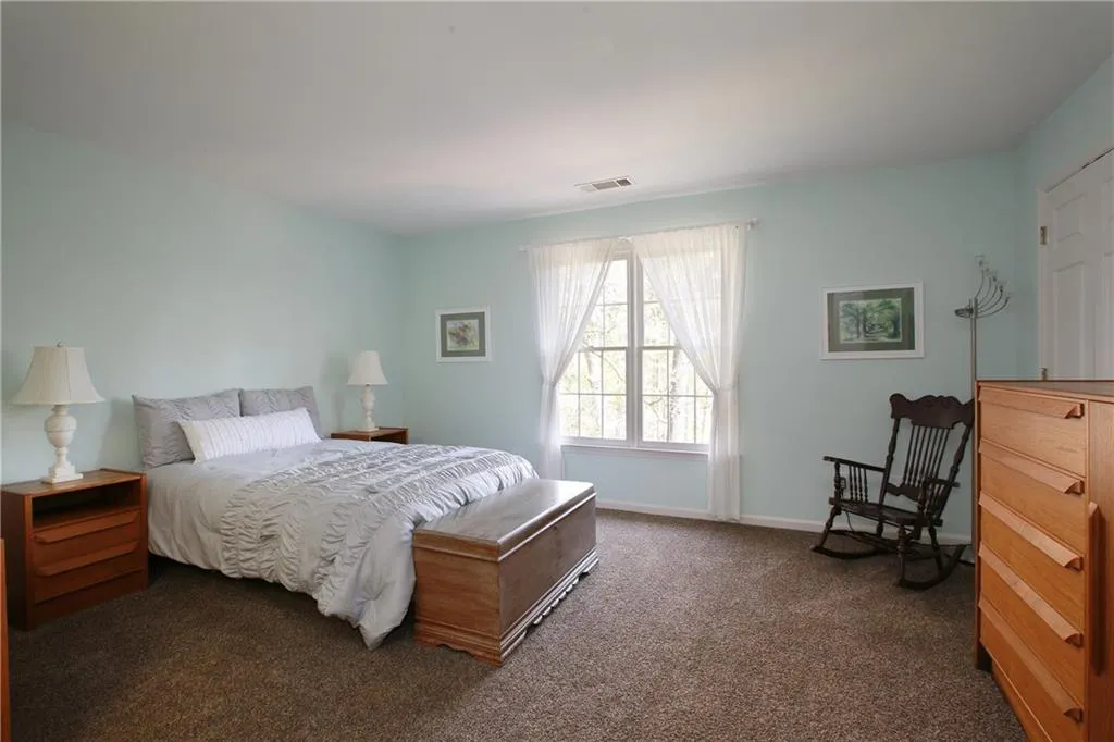 264 Spalding Gates Drive, Sandy Springs, Georgia 30328, 5 Bedrooms Bedrooms, ,3 BathroomsBathrooms,Residential,Sold,264 Spalding Gates Drive,5664994