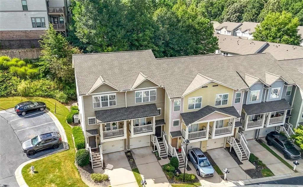 2038 Liberty Court Nw, Atlanta, Georgia 30318, 3 Bedrooms Bedrooms, ,3 BathroomsBathrooms,Residential,For Sale,2038 Liberty Court Nw,7623462