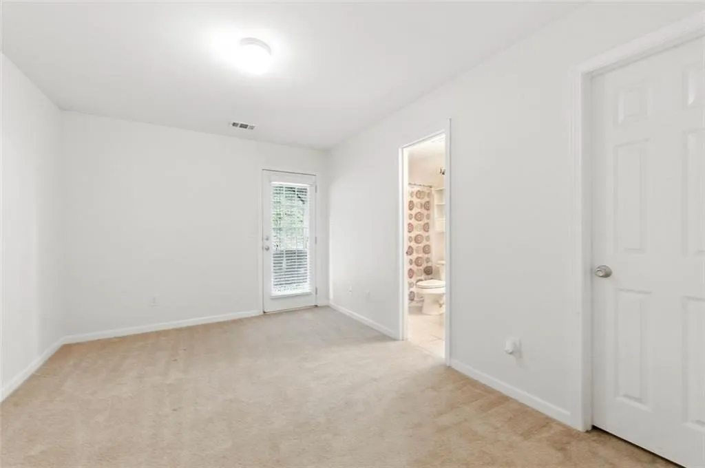 2038 Liberty Court Nw, Atlanta, Georgia 30318, 3 Bedrooms Bedrooms, ,3 BathroomsBathrooms,Residential,For Sale,2038 Liberty Court Nw,7623462