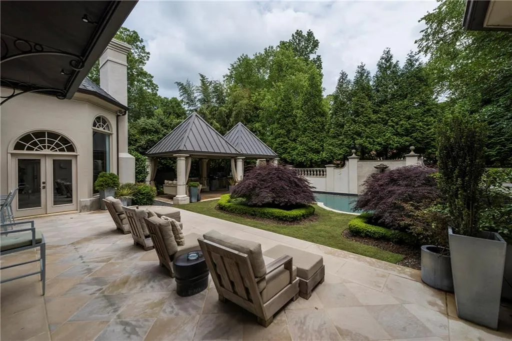 3233 Andrews Court Nw, Atlanta, Georgia 30305, 5 Bedrooms Bedrooms, ,5 BathroomsBathrooms,Residential,Sold,3233 Andrews Court Nw,5694173
