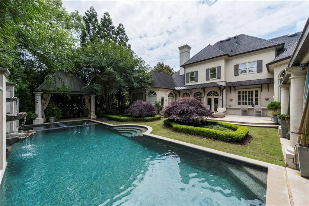 3233 Andrews Court Nw, Atlanta, Georgia 30305, 5 Bedrooms Bedrooms, ,5 BathroomsBathrooms,Residential,Sold,3233 Andrews Court Nw,5694173