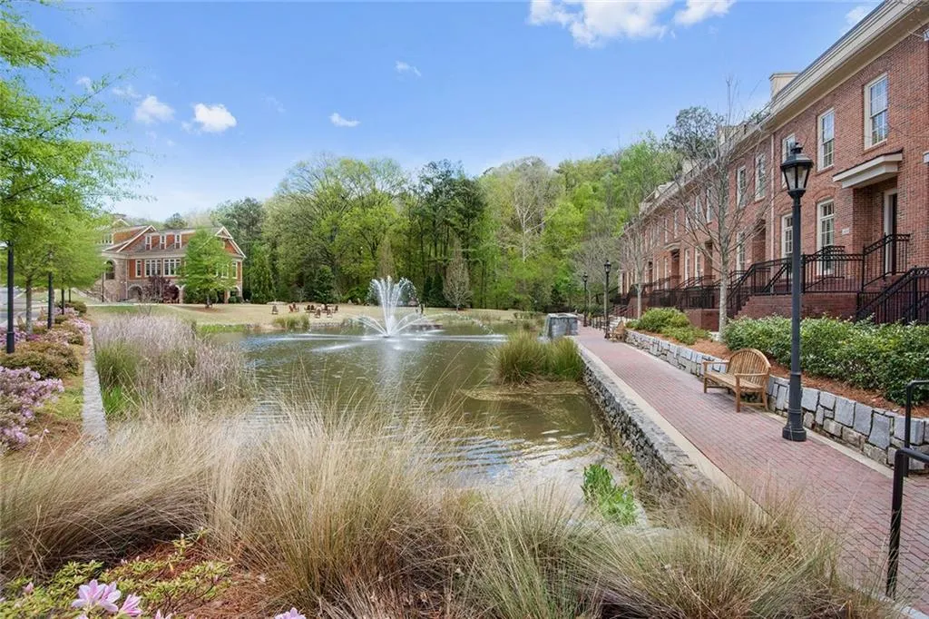 200 River Vista Drive Unit 614, Atlanta, Georgia 30339, 2 Bedrooms Bedrooms, ,2 BathroomsBathrooms,Residential,Sold,200 River Vista Drive Unit 614,5827261