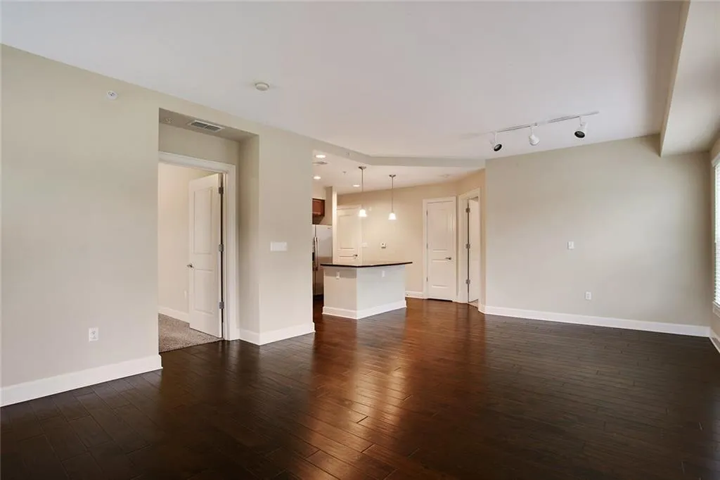 200 River Vista Drive Unit 614, Atlanta, Georgia 30339, 2 Bedrooms Bedrooms, ,2 BathroomsBathrooms,Residential,Sold,200 River Vista Drive Unit 614,5827261