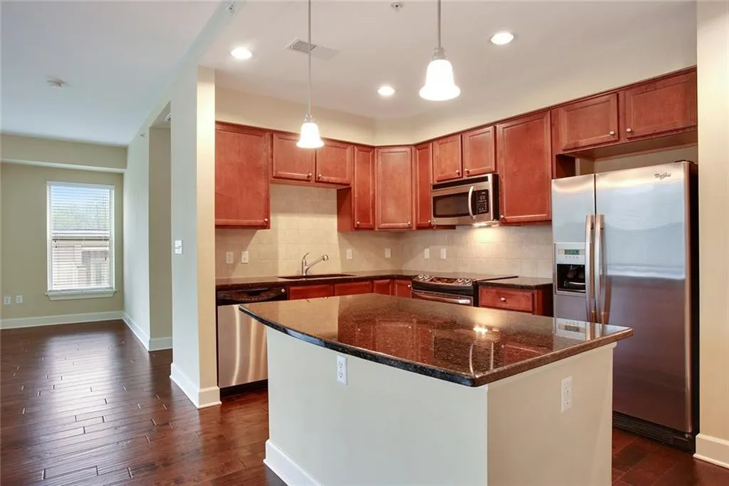 200 River Vista Drive Unit 614, Atlanta, Georgia 30339, 2 Bedrooms Bedrooms, ,2 BathroomsBathrooms,Residential,Sold,200 River Vista Drive Unit 614,5827261