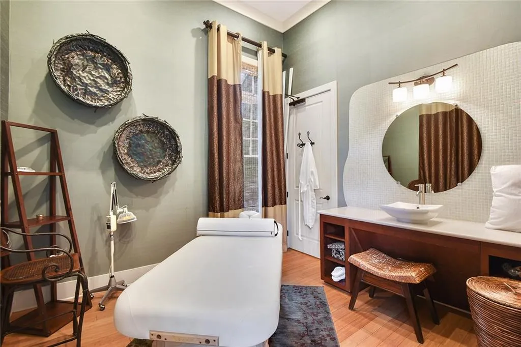 200 River Vista Drive Unit 614, Atlanta, Georgia 30339, 2 Bedrooms Bedrooms, ,2 BathroomsBathrooms,Residential,Sold,200 River Vista Drive Unit 614,5827261