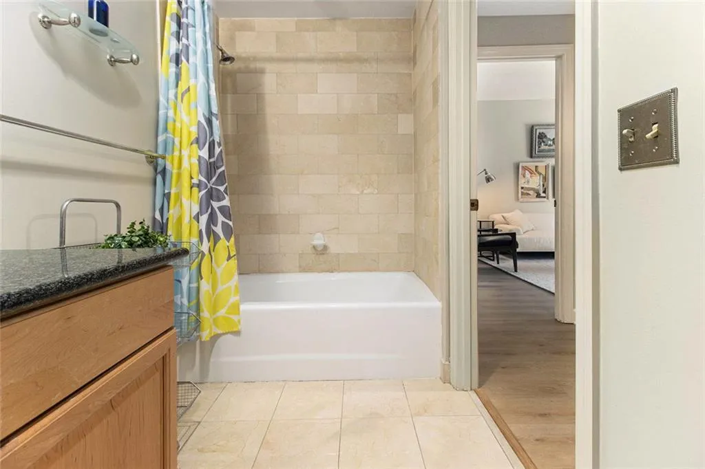 195 14th Street Ne Unit 1501, Atlanta, Georgia 30309, 2 Bedrooms Bedrooms, ,2 BathroomsBathrooms,Residential,For Sale,195 14th Street Ne Unit 1501,7600530