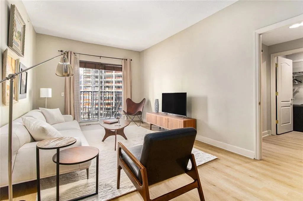 195 14th Street Ne Unit 1501, Atlanta, Georgia 30309, 2 Bedrooms Bedrooms, ,2 BathroomsBathrooms,Residential,For Sale,195 14th Street Ne Unit 1501,7600530
