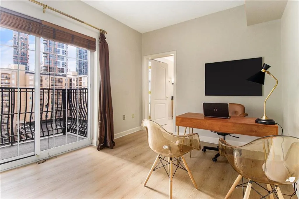 195 14th Street Ne Unit 1501, Atlanta, Georgia 30309, 2 Bedrooms Bedrooms, ,2 BathroomsBathrooms,Residential,For Sale,195 14th Street Ne Unit 1501,7600530