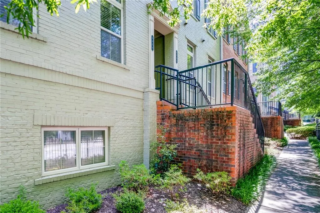 6464 Chariot Street Unit 17, Atlanta, Georgia 30328, 3 Bedrooms Bedrooms, ,3 BathroomsBathrooms,Residential,Sold,6464 Chariot Street Unit 17,7039967