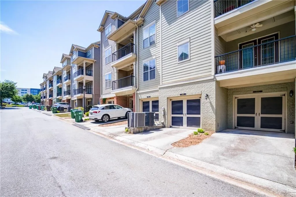 6464 Chariot Street Unit 17, Atlanta, Georgia 30328, 3 Bedrooms Bedrooms, ,3 BathroomsBathrooms,Residential,Sold,6464 Chariot Street Unit 17,7039967
