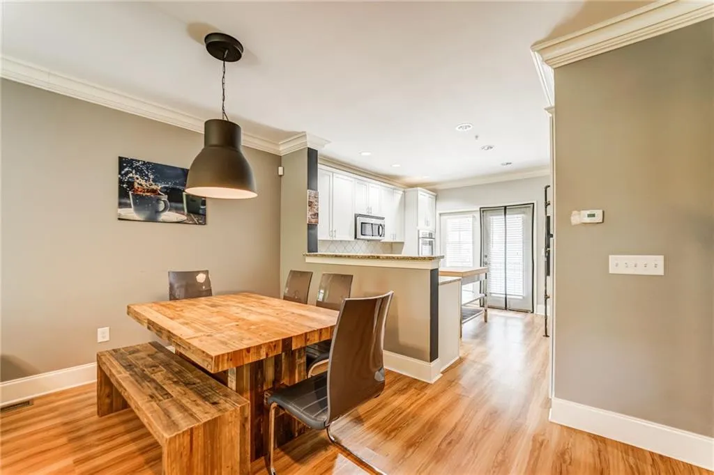 6464 Chariot Street Unit 17, Atlanta, Georgia 30328, 3 Bedrooms Bedrooms, ,3 BathroomsBathrooms,Residential,Sold,6464 Chariot Street Unit 17,7039967