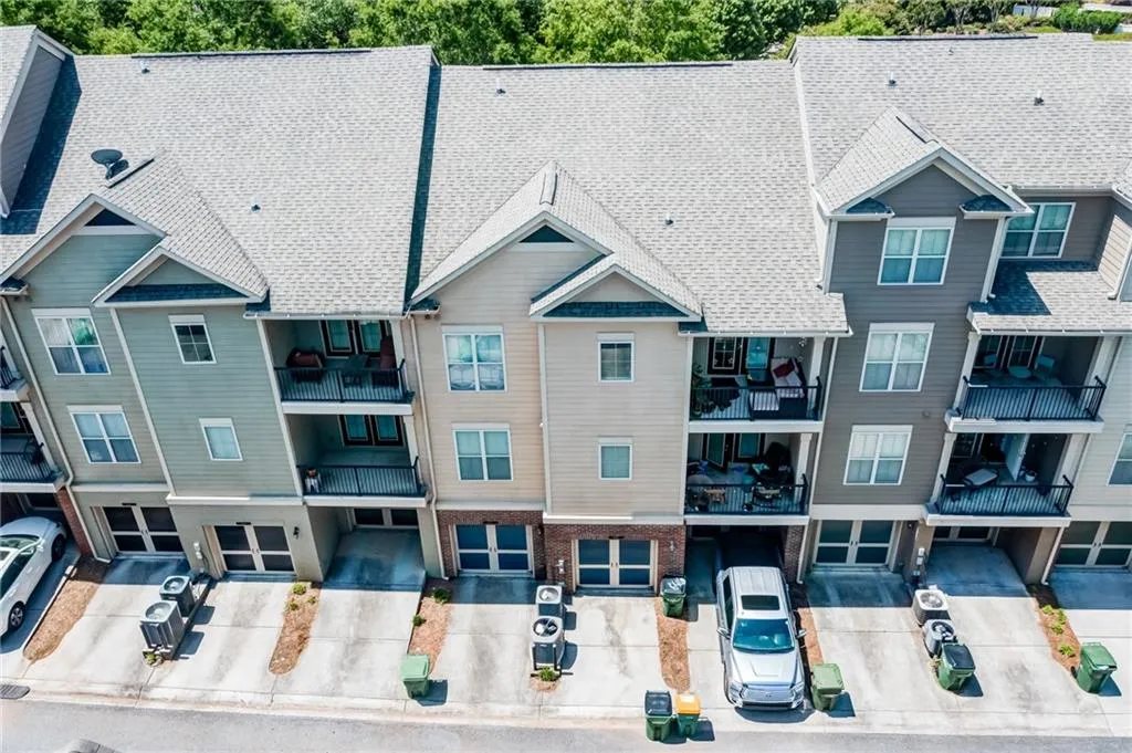 6464 Chariot Street Unit 17, Atlanta, Georgia 30328, 3 Bedrooms Bedrooms, ,3 BathroomsBathrooms,Residential,Sold,6464 Chariot Street Unit 17,7039967