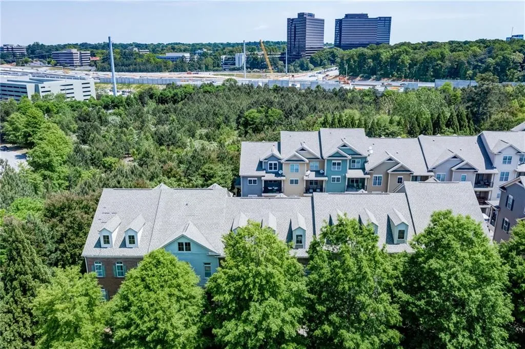 6464 Chariot Street Unit 17, Atlanta, Georgia 30328, 3 Bedrooms Bedrooms, ,3 BathroomsBathrooms,Residential,Sold,6464 Chariot Street Unit 17,7039967