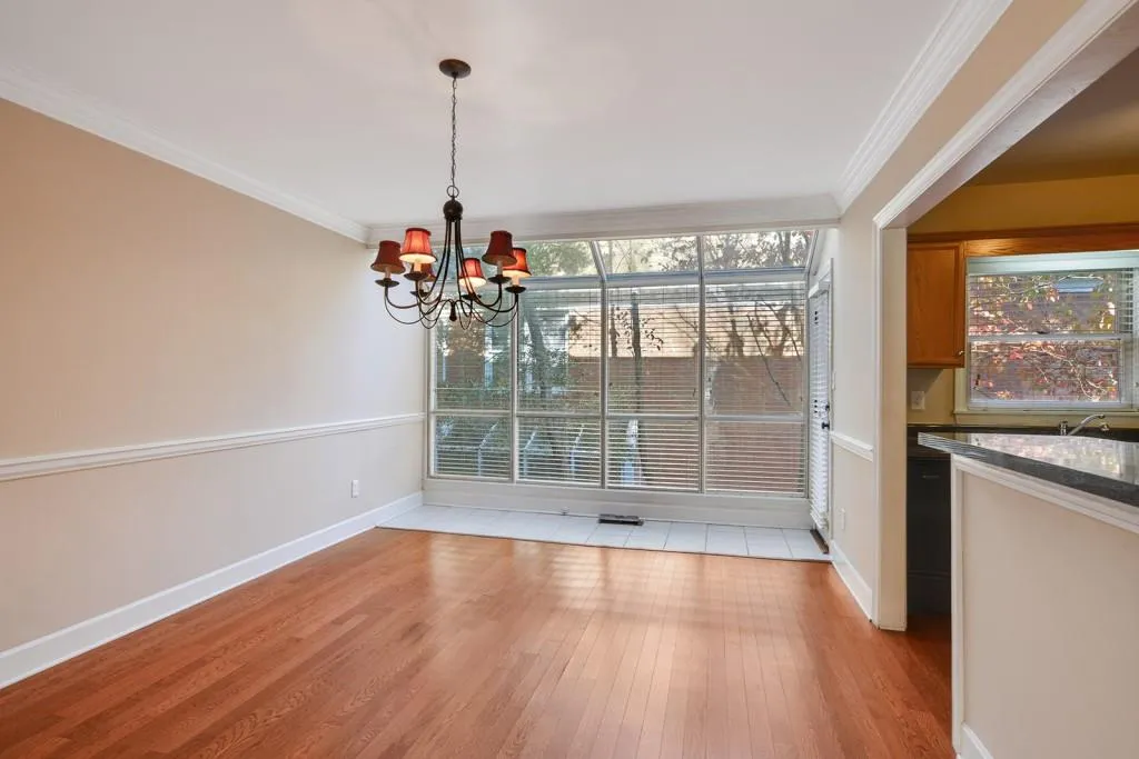 7500 Roswell Road Unit 121, Sandy Springs, Georgia 30350, 3 Bedrooms Bedrooms, ,2 BathroomsBathrooms,Residential,Sold,7500 Roswell Road Unit 121,6103201