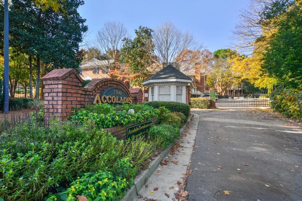7500 Roswell Road Unit 121, Sandy Springs, Georgia 30350, 3 Bedrooms Bedrooms, ,2 BathroomsBathrooms,Residential,Sold,7500 Roswell Road Unit 121,6103201