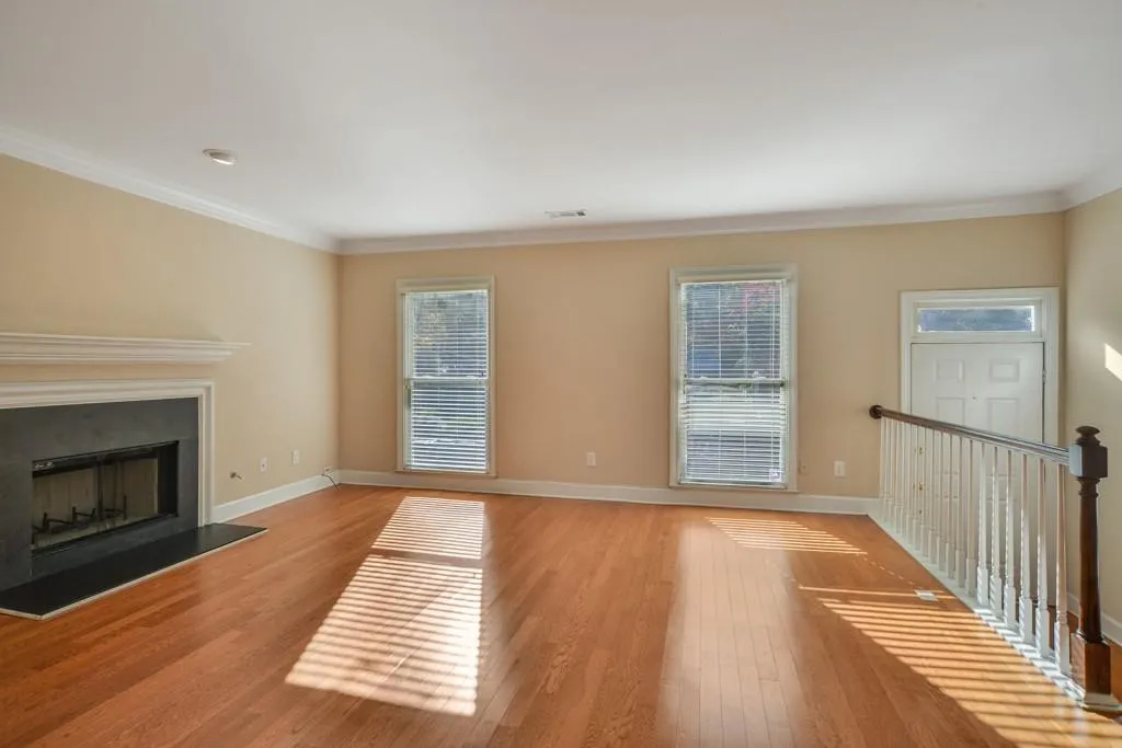 7500 Roswell Road Unit 121, Sandy Springs, Georgia 30350, 3 Bedrooms Bedrooms, ,2 BathroomsBathrooms,Residential,Sold,7500 Roswell Road Unit 121,6103201