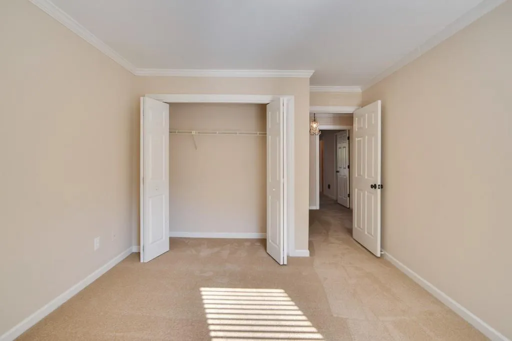 7500 Roswell Road Unit 121, Sandy Springs, Georgia 30350, 3 Bedrooms Bedrooms, ,2 BathroomsBathrooms,Residential,Sold,7500 Roswell Road Unit 121,6103201