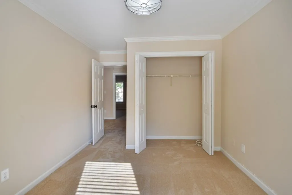 7500 Roswell Road Unit 121, Sandy Springs, Georgia 30350, 3 Bedrooms Bedrooms, ,2 BathroomsBathrooms,Residential,Sold,7500 Roswell Road Unit 121,6103201