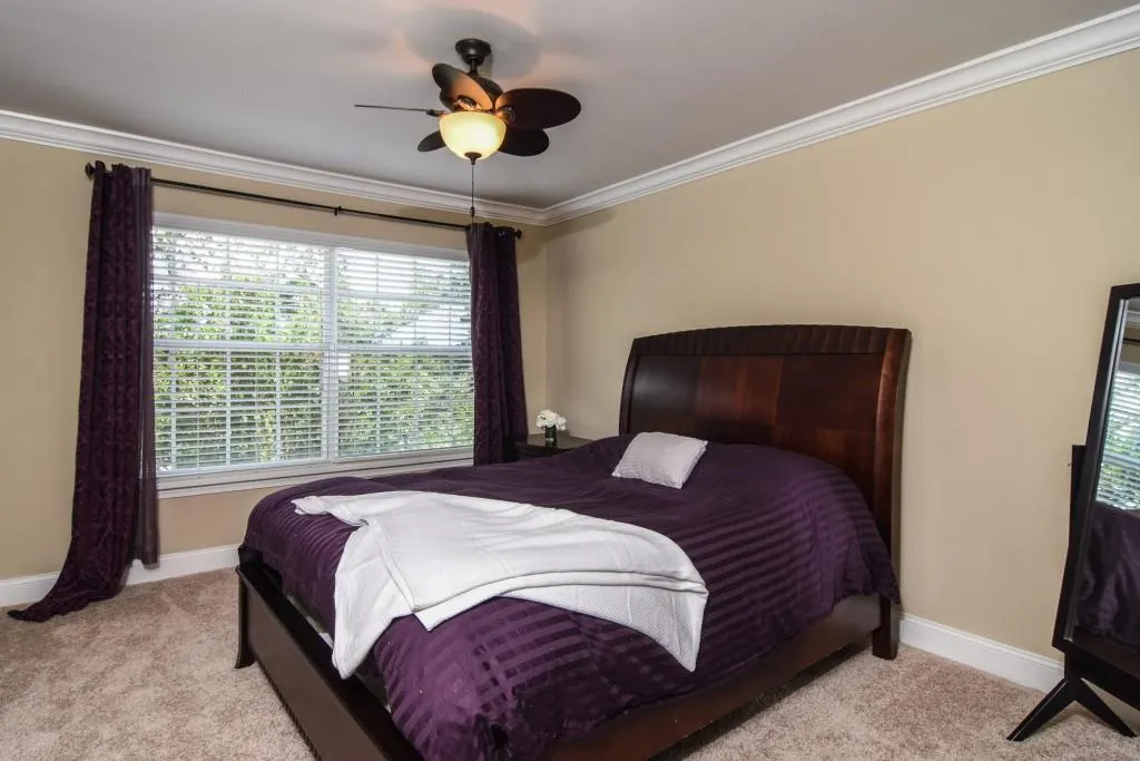 6980 Roswell Road Unit E1, Sandy Springs, Georgia 30328, 2 Bedrooms Bedrooms, ,1 BathroomBathrooms,Residential,Sold,6980 Roswell Road Unit E1,5706799