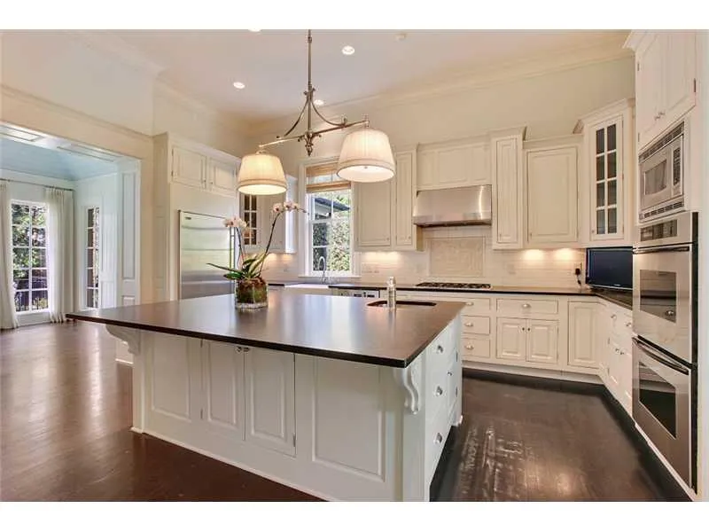 3220 W Paces Park Drive Nw, Atlanta, Georgia 30327, 5 Bedrooms Bedrooms, ,6 BathroomsBathrooms,Residential,Sold,3220 W Paces Park Drive Nw,5378381 3220 W Paces Park Drive Nw, Atlanta, Georgia 30327, 5 Bedrooms Bedrooms, ,6 BathroomsBathrooms,Residential,Sold,3220 W Paces Park Drive Nw,5378381