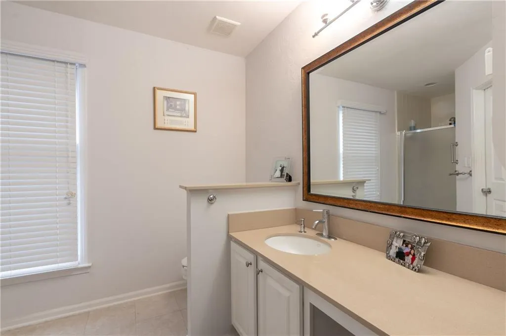 1101 Garden Court, Atlanta, Georgia 30328, 2 Bedrooms Bedrooms, ,2 BathroomsBathrooms,Residential,Sold,1101 Garden Court,6091891