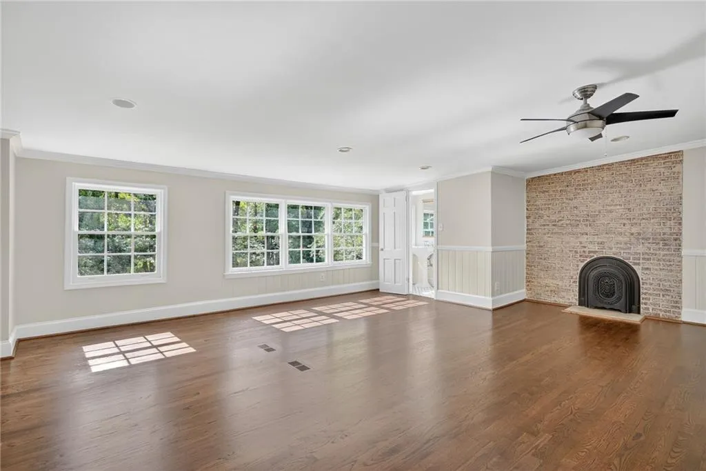 1018 Peachtree Battle Circle Nw, Atlanta, Georgia 30327, 5 Bedrooms Bedrooms, ,4 BathroomsBathrooms,Residential,For Sale,1018 Peachtree Battle Circle Nw,7661114