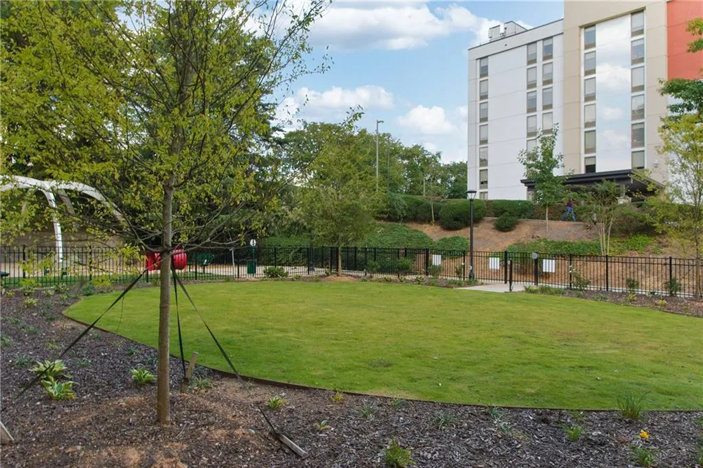 795 Hammond Drive Unit 212, Atlanta, Georgia 30328, 1 Bedroom Bedrooms, ,1 BathroomBathrooms,Residential,Sold,795 Hammond Drive Unit 212,7163271