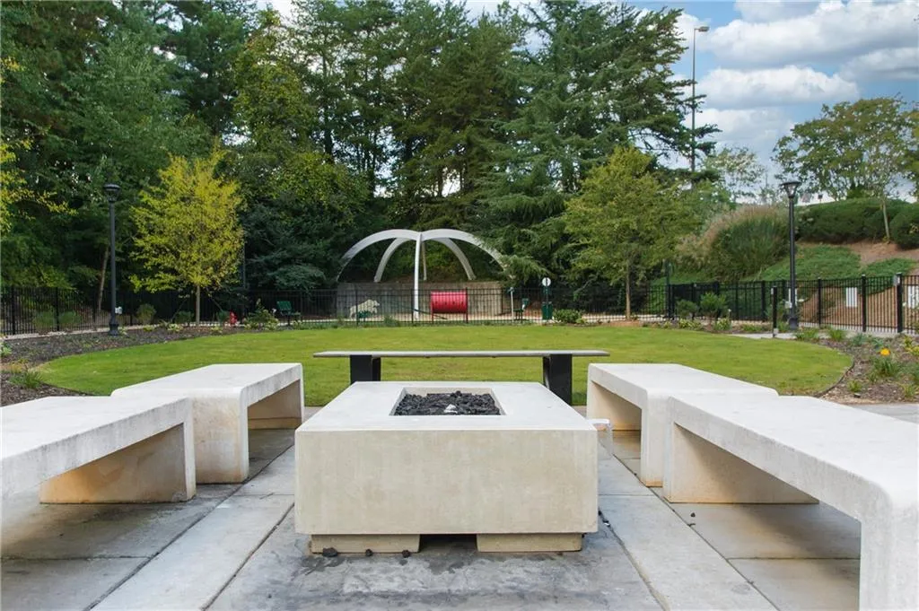 795 Hammond Drive Unit 212, Atlanta, Georgia 30328, 1 Bedroom Bedrooms, ,1 BathroomBathrooms,Residential,Sold,795 Hammond Drive Unit 212,7163271