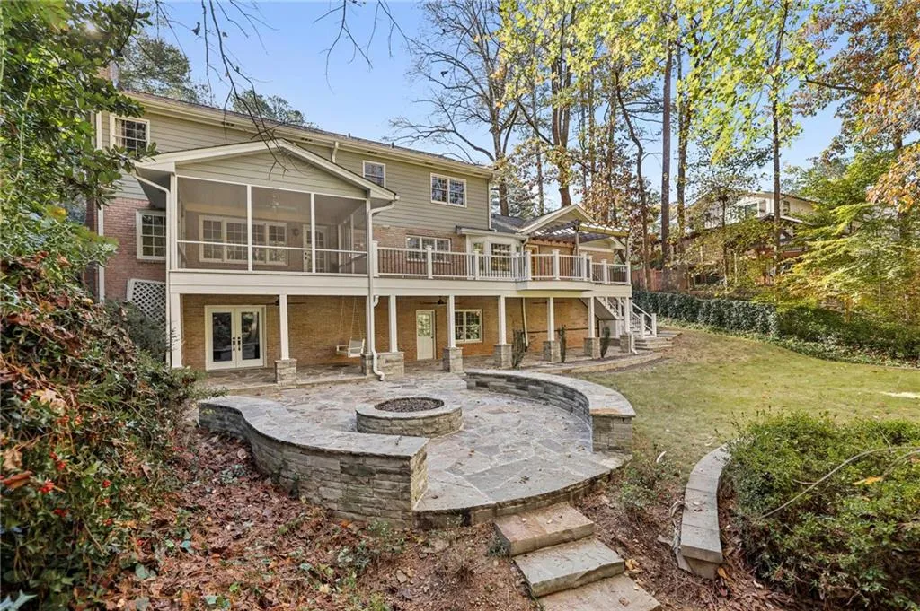 6340 River Overlook Drive, Atlanta, Georgia 30328, 4 Bedrooms Bedrooms, ,2 BathroomsBathrooms,Residential,Sold,6340 River Overlook Drive,7490091