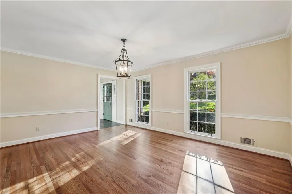 6340 River Overlook Drive, Atlanta, Georgia 30328, 4 Bedrooms Bedrooms, ,2 BathroomsBathrooms,Residential,Sold,6340 River Overlook Drive,7490091