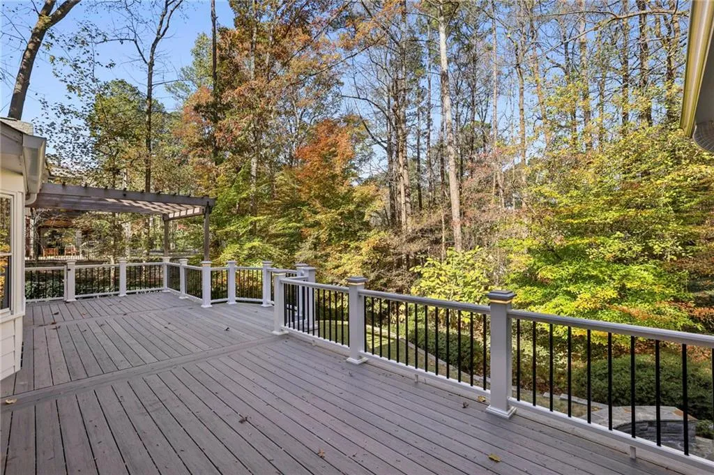 6340 River Overlook Drive, Atlanta, Georgia 30328, 4 Bedrooms Bedrooms, ,2 BathroomsBathrooms,Residential,Sold,6340 River Overlook Drive,7490091