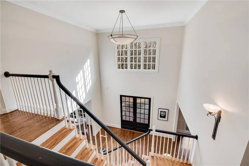 301 Forest Valley Court Ne, Atlanta, Georgia 30342, 6 Bedrooms Bedrooms, ,5 BathroomsBathrooms,Residential,Sold,301 Forest Valley Court Ne,6831840