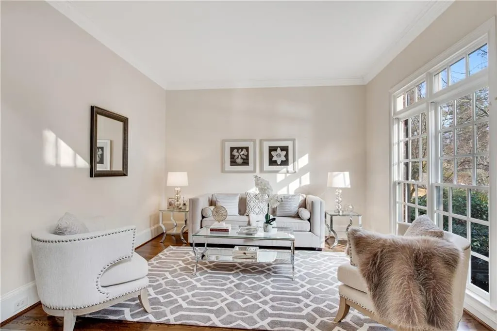 301 Forest Valley Court Ne, Atlanta, Georgia 30342, 6 Bedrooms Bedrooms, ,5 BathroomsBathrooms,Residential,Sold,301 Forest Valley Court Ne,6831840