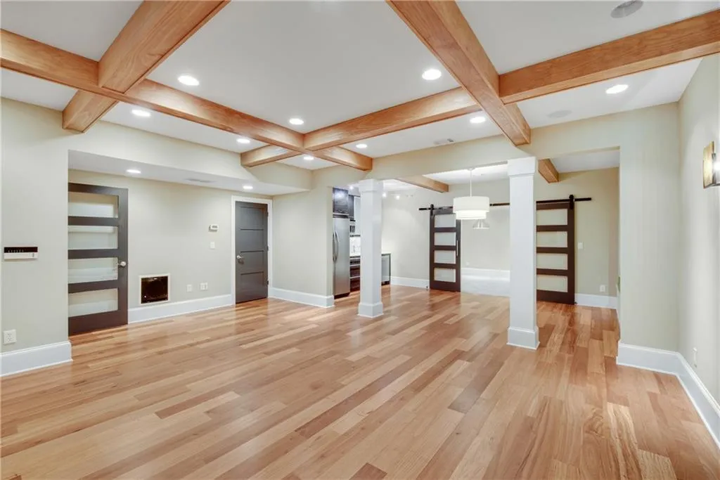 301 Forest Valley Court Ne, Atlanta, Georgia 30342, 6 Bedrooms Bedrooms, ,5 BathroomsBathrooms,Residential,Sold,301 Forest Valley Court Ne,6831840