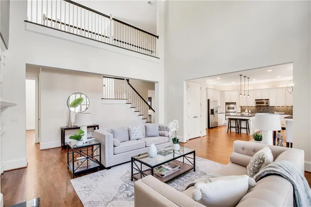 301 Forest Valley Court Ne, Atlanta, Georgia 30342, 6 Bedrooms Bedrooms, ,5 BathroomsBathrooms,Residential,Sold,301 Forest Valley Court Ne,6831840