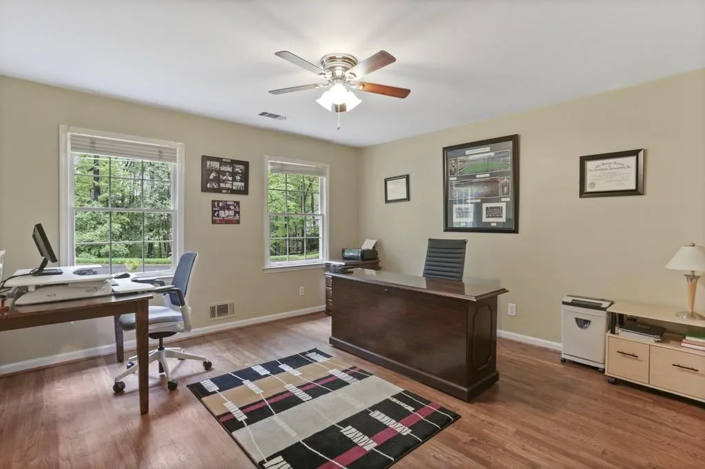 945 Buckhorn E, Sandy Springs, Georgia 30350, 5 Bedrooms Bedrooms, ,3 BathroomsBathrooms,Residential,Sold,945 Buckhorn E,6721618