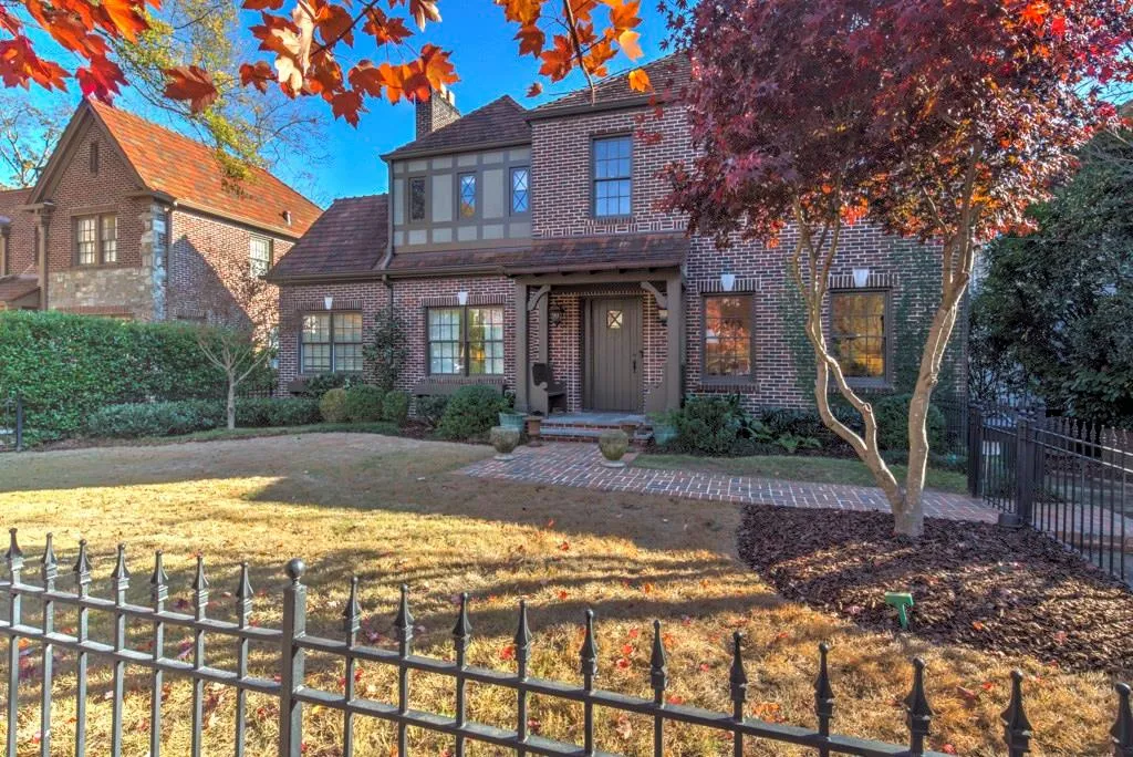 137 Brighton Road Ne, Atlanta, Georgia 30309, 3 Bedrooms Bedrooms, ,3 BathroomsBathrooms,Residential,Sold,137 Brighton Road Ne,5782038