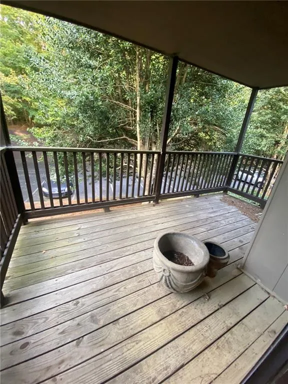 906 River Run Drive, Sandy Springs, Georgia 30350, 2 Bedrooms Bedrooms, ,2 BathroomsBathrooms,Residential,Sold,906 River Run Drive,7111537