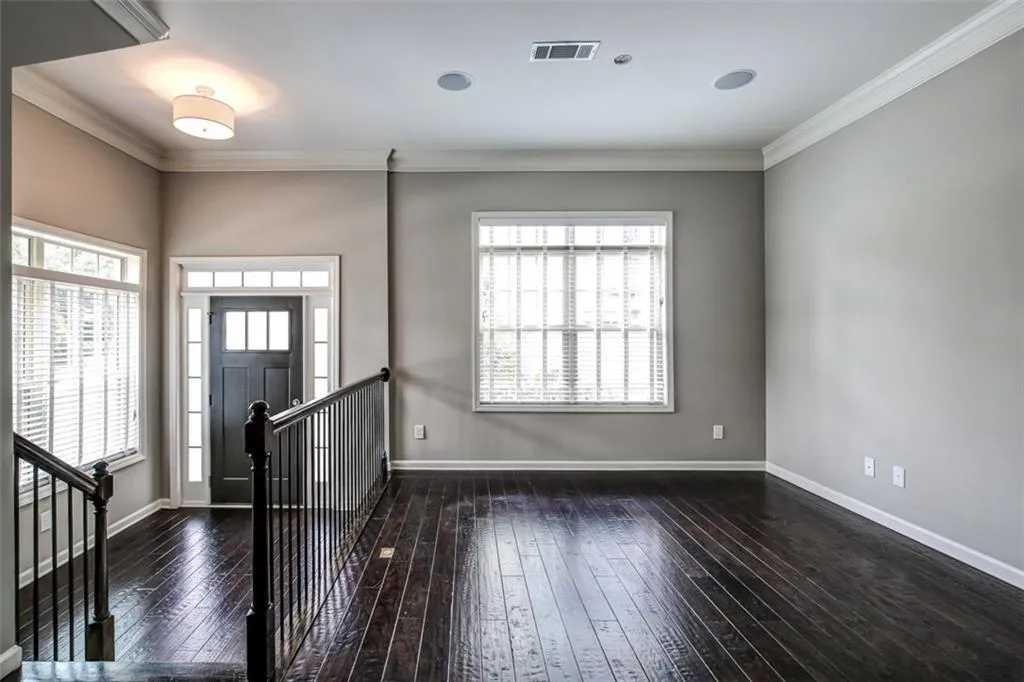 745 Fountainhead Lane Unit 1, Atlanta, Georgia 30324, 3 Bedrooms Bedrooms, ,3 BathroomsBathrooms,Residential,Sold,745 Fountainhead Lane Unit 1,5890320