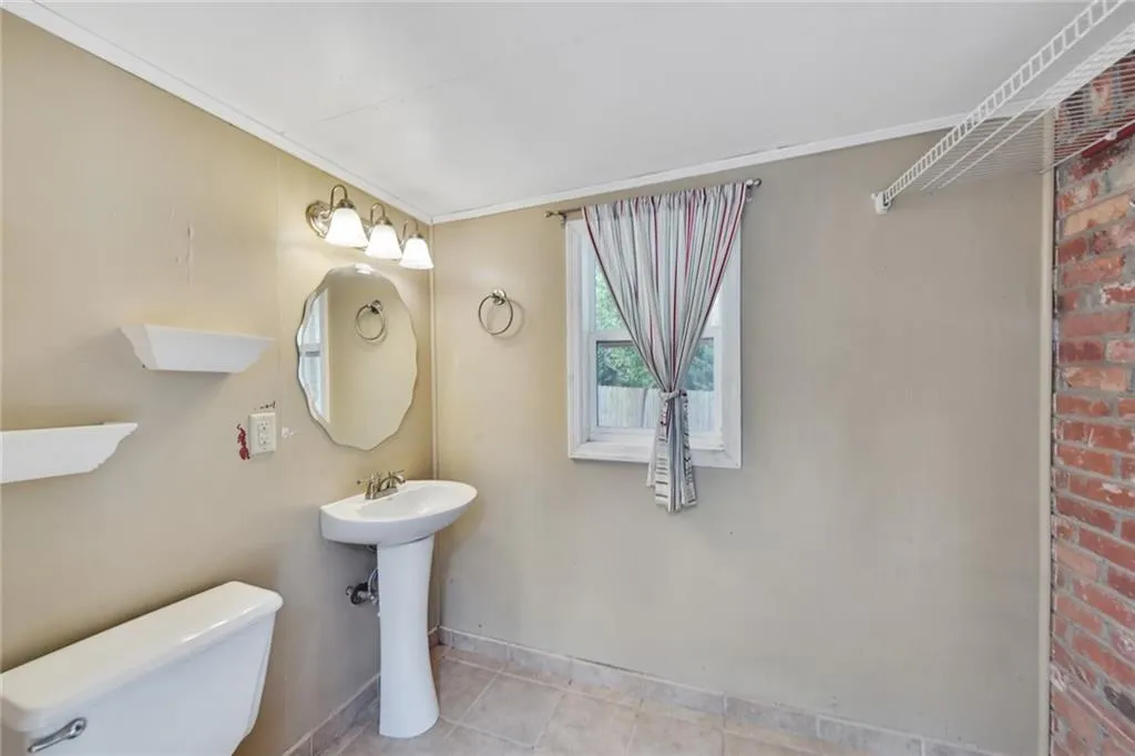 258 Meadowbrook Drive, Atlanta, Georgia 30342, 3 Bedrooms Bedrooms, ,2 BathroomsBathrooms,Residential,Sold,258 Meadowbrook Drive,6742048
