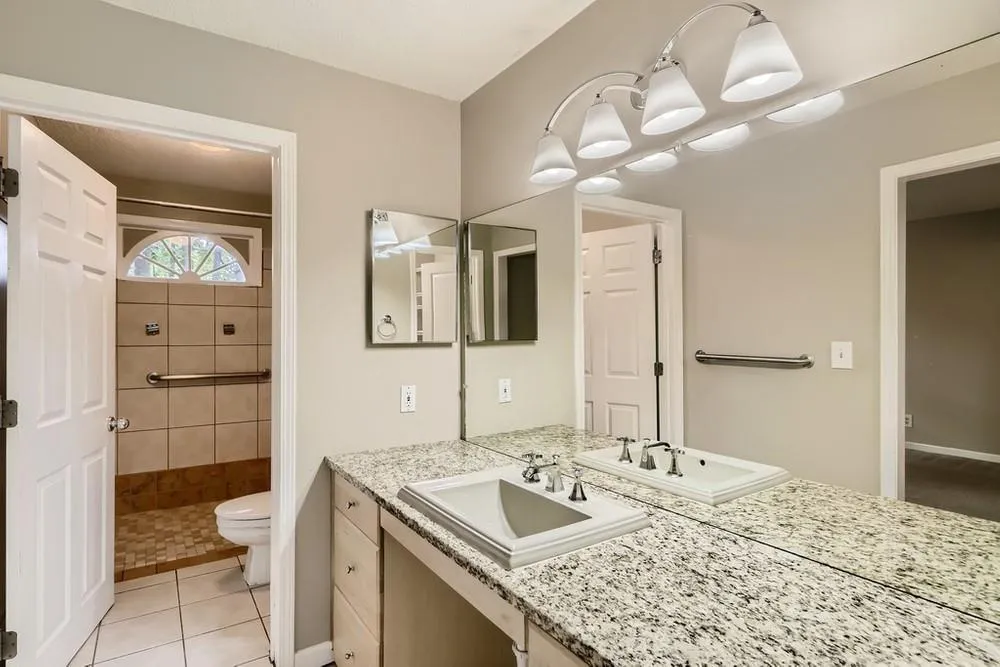 505 Garden Court, Atlanta, Georgia 30328, 3 Bedrooms Bedrooms, ,2 BathroomsBathrooms,Residential,Sold,505 Garden Court,7013811