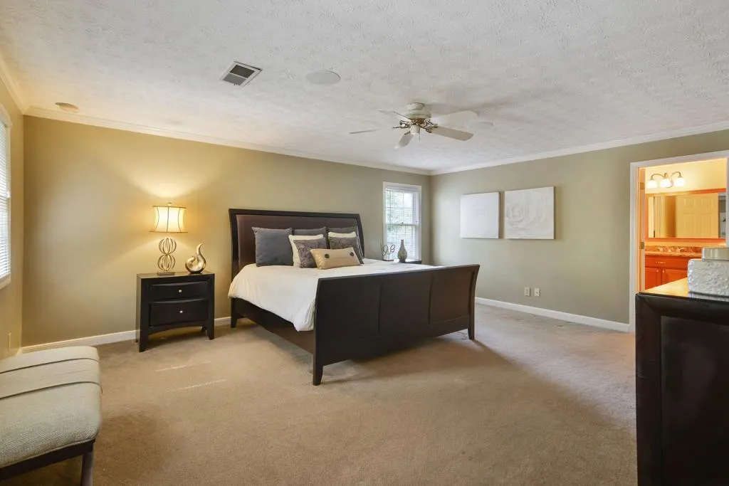 7985 Saddle Ridge Drive, Sandy Springs, Georgia 30350, 5 Bedrooms Bedrooms, ,3 BathroomsBathrooms,Residential,Sold,7985 Saddle Ridge Drive,6117627