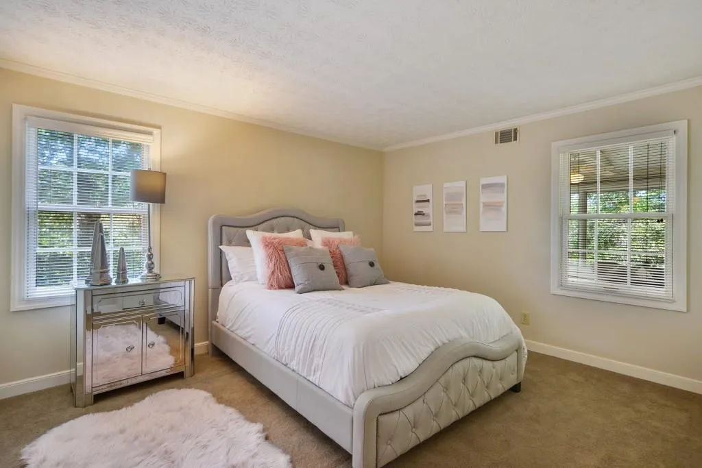 7985 Saddle Ridge Drive, Sandy Springs, Georgia 30350, 5 Bedrooms Bedrooms, ,3 BathroomsBathrooms,Residential,Sold,7985 Saddle Ridge Drive,6117627