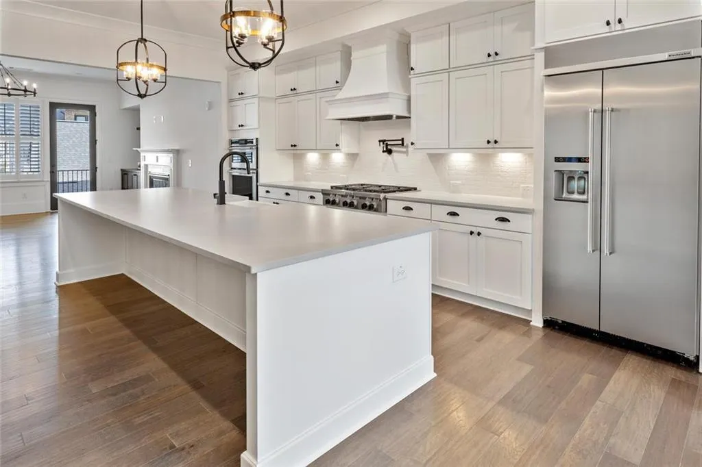 6619 Aria Boulevard Unit 118, Sandy Springs, Georgia 30328, 3 Bedrooms Bedrooms, ,4 BathroomsBathrooms,Residential,Sold,6619 Aria Boulevard Unit 118,6710513