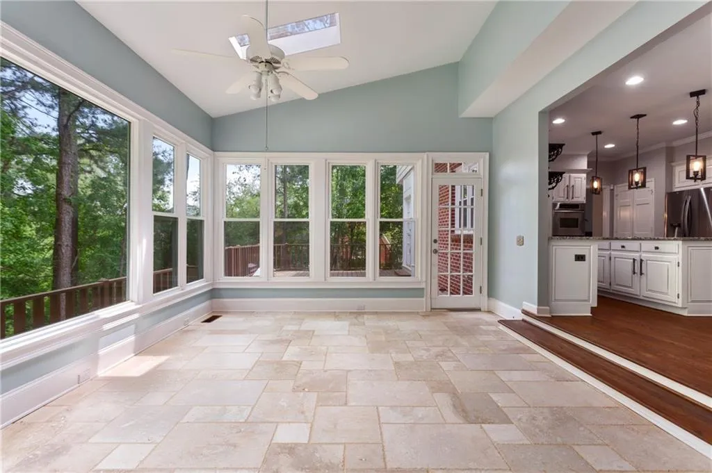 7860 Fawndale Way, Sandy Springs, Georgia 30350, 6 Bedrooms Bedrooms, ,5 BathroomsBathrooms,Residential,Sold,7860 Fawndale Way,6865067