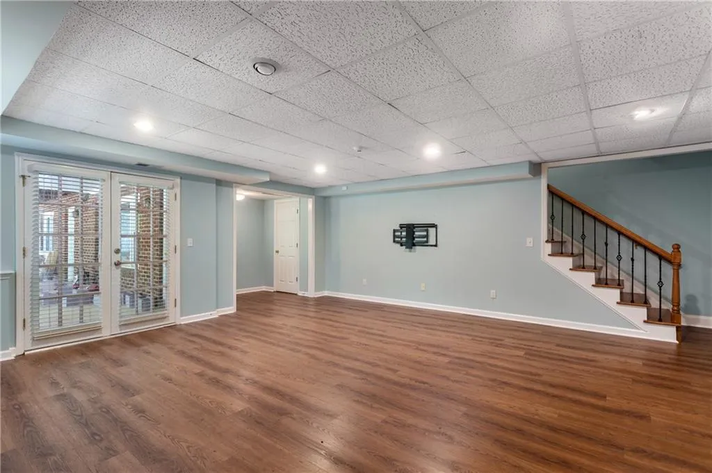 7860 Fawndale Way, Sandy Springs, Georgia 30350, 6 Bedrooms Bedrooms, ,5 BathroomsBathrooms,Residential,Sold,7860 Fawndale Way,6865067