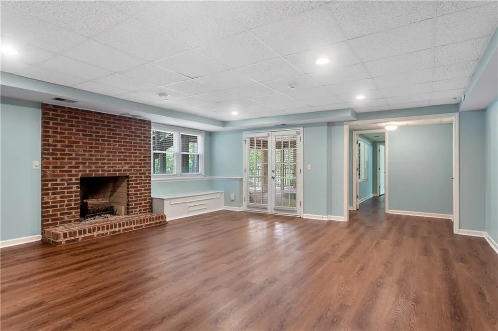 7860 Fawndale Way, Sandy Springs, Georgia 30350, 6 Bedrooms Bedrooms, ,5 BathroomsBathrooms,Residential,Sold,7860 Fawndale Way,6865067